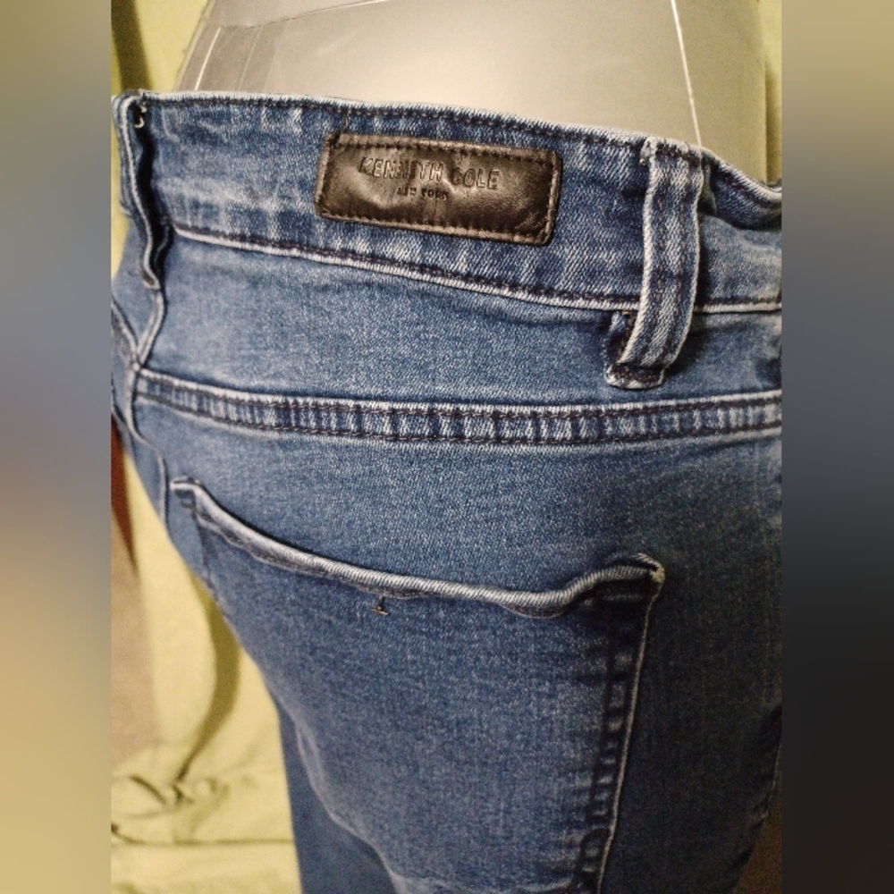 Kenneth Cole Straight Fit Dark Blue Jeans Mens 32x30 Today Is Your Day - Picture 3 of 12